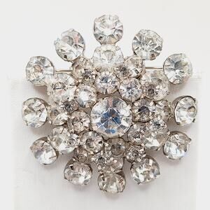 Vintage Clear Rhinestone Wedding Rhodium Plated 2 Inch Brooch